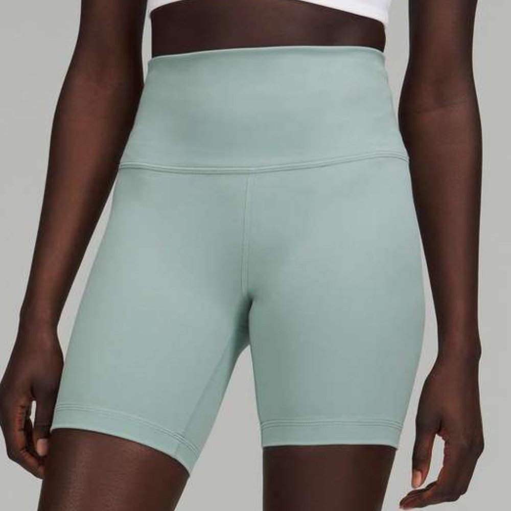 Lululemon Wunder Train Short 6" (Size 12, Misty Glade)